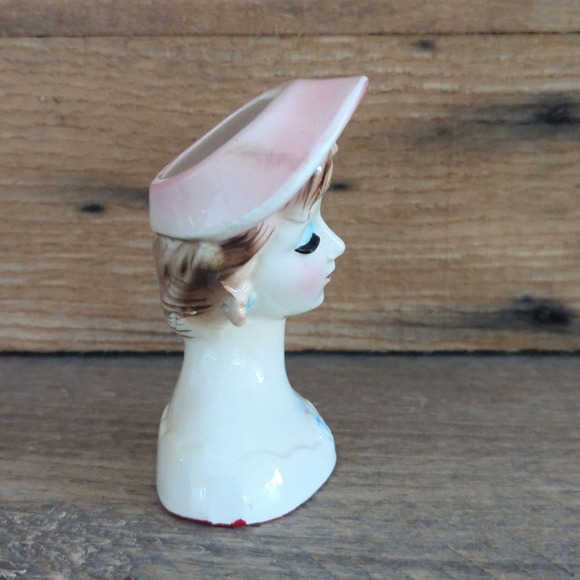 Vintage 3.5" Ceramic Lady Head Vase Once Red Dress Missing Earrings & Necklace - Picture 3 of 11